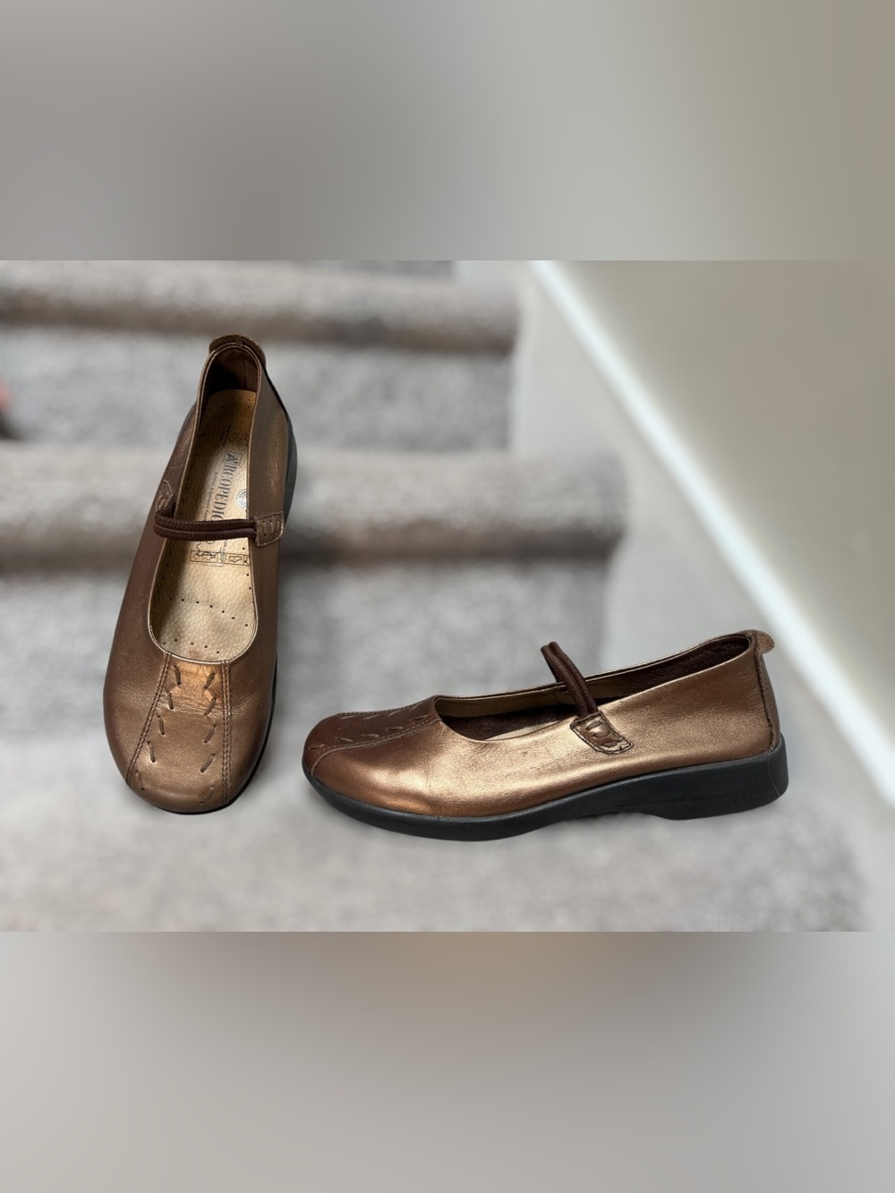 Arcopedico Shawna Bronze Leather Mary Jane Comfort Walking Shoes Travel Vacation